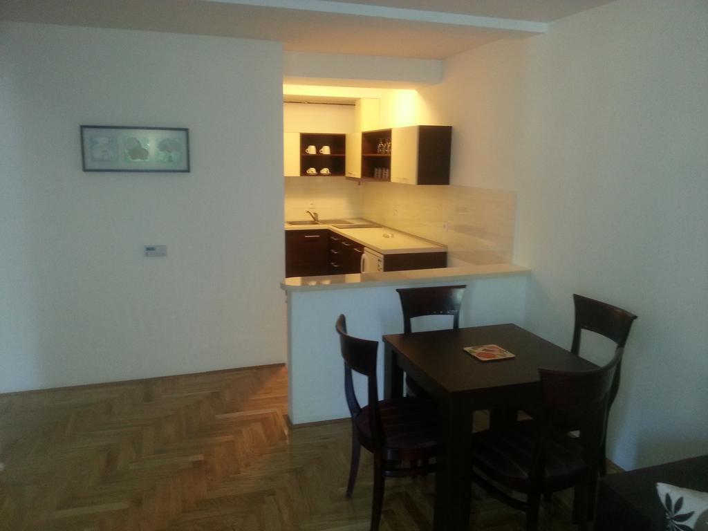 Park Srce Apartments Aranđelovac Zimmer foto